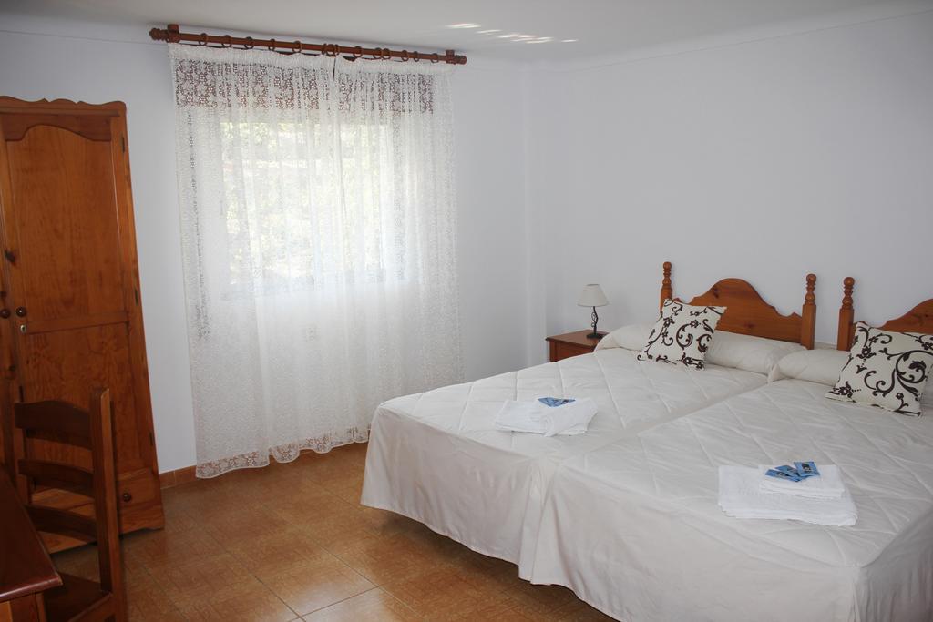 Pension Algarrobena Algarrobo Exterior photo